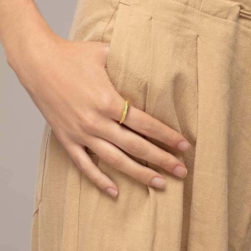 Anillo Carmín Waves de Plata 925 con Baño Dorado